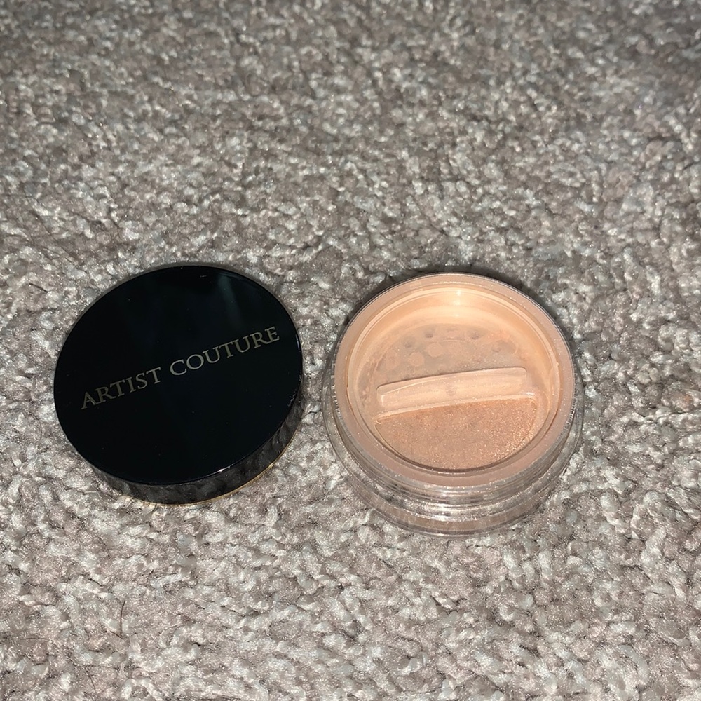Artist Couture Loose Highlighter